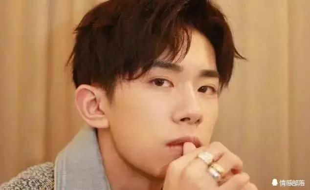 继鹿晗后,张雪迎表示还蛮喜欢易烊千玺,她会再