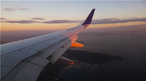 美国国土部或取消H-1B延期,大部分持工作签证