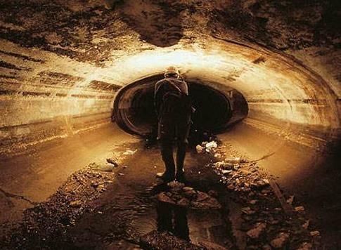 科学家发现了神秘隧道,预言通往地下文明?