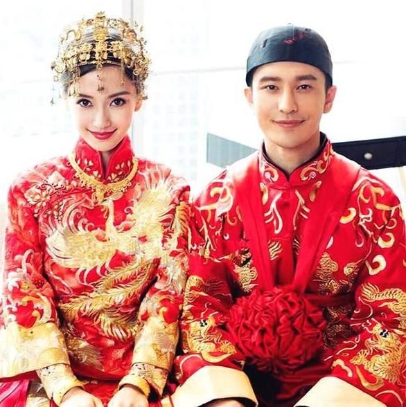 赵丽颖穿嫁衣,刘诗诗穿嫁衣,杨颖穿嫁衣,却没有