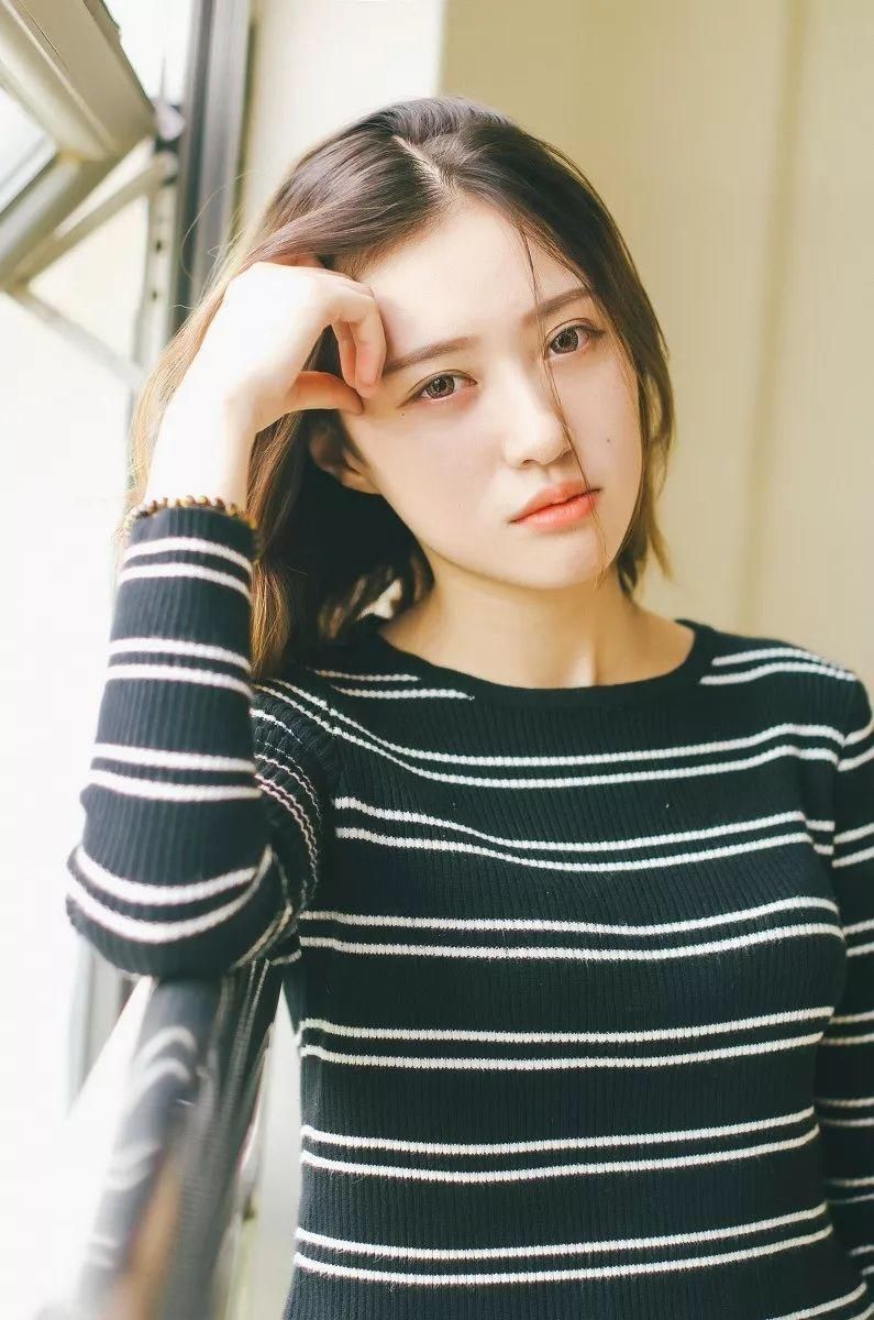 卷发发型图片中长发 分享2018最新烫发长发发