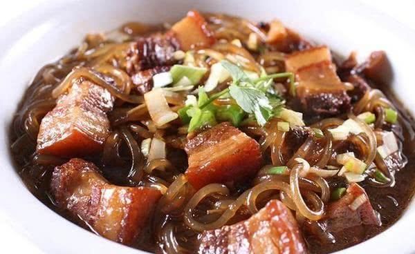 吃过这一桌东北家常菜,我仿佛明白了东北人高