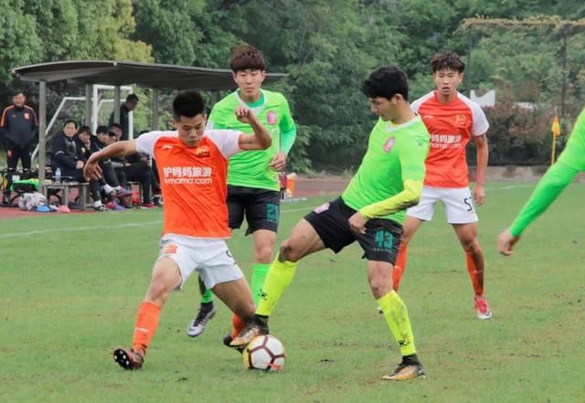 预备队|青年军出击,武汉卓尔队3:0战胜新疆雪豹