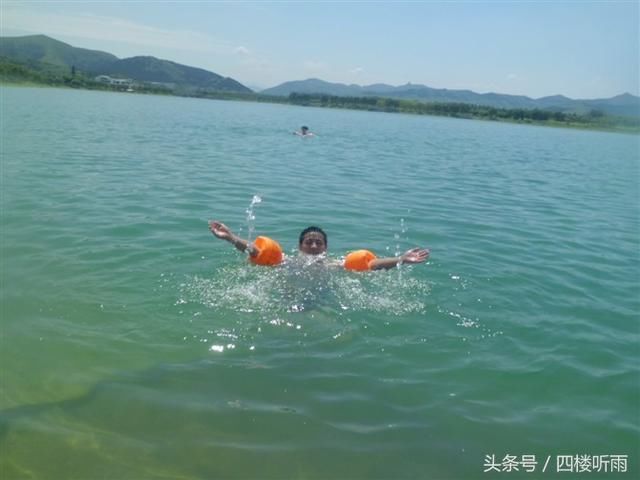 那年十八岁,我高考落榜,复读一年,从专科考到山