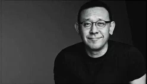 姜文被曝是第二个冯小刚?毒舌旧账被扒出,有作