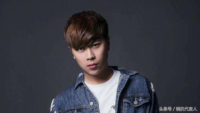 英雄联盟:大猜想,假如卢本伟真的倒下了,各方将