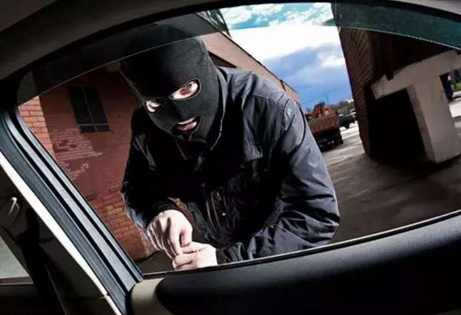 必须扩散!偷车贼的最新招数,见招拆招保平安