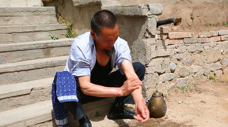 中国梦展播|《即将消逝的印记》第一集:掌上的功夫 中国梦展播|《即将消逝的印记》第一集:掌上的功夫