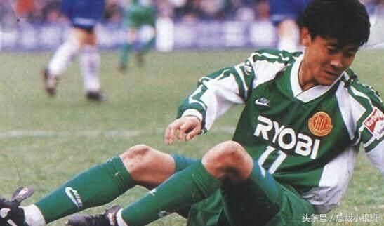 中国足球最强10大前锋排名,以后谁还敢说国足