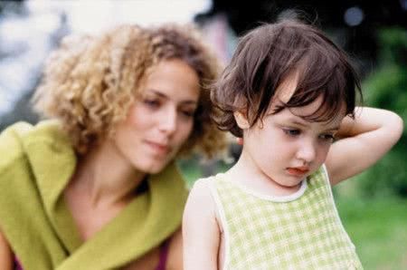 幼儿园老师告诉你:孩子户外活动好处多