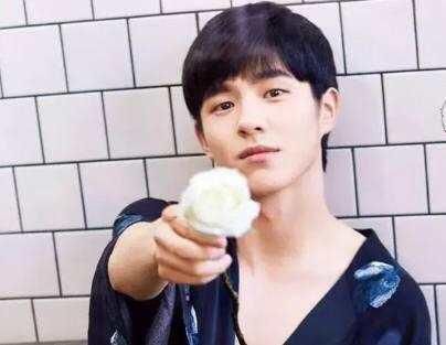 你知道明星原名都叫啥吗?杨幂名字真好听,张艺