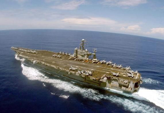 这是第三世界史上第一艘服役的中型航母,也是