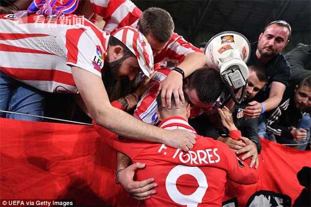 马竞三夺欧联杯冠军 马赛球迷不满赛果打砸商