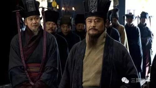 三国谋士综合实力排行榜:周瑜第四孔明第三 谁