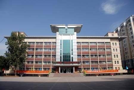 3年乌鲁木齐19所示范高中录取线大汇总,看看孩子能上哪所? 3年乌鲁木齐19所示范高中录取线大汇总,看看孩子能上哪所?