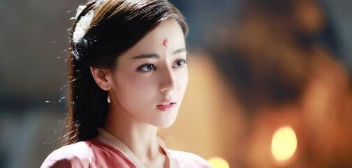 杨幂翻拍《亮剑3》,一群小鲜肉上演抗日剧,画