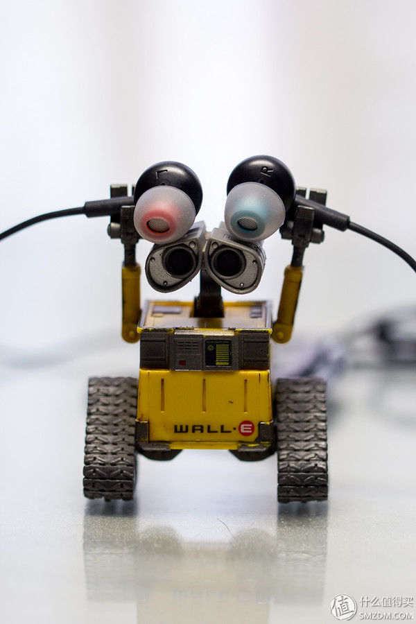 主动降噪耳机 篇一:百元入门级主动降噪耳机性