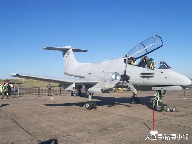 胆敢南海挑衅,中国或将歼10C出口阿根廷,英国