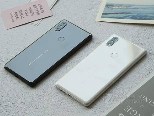 在小米不断推出新机的情况下 小米MIX2S还值