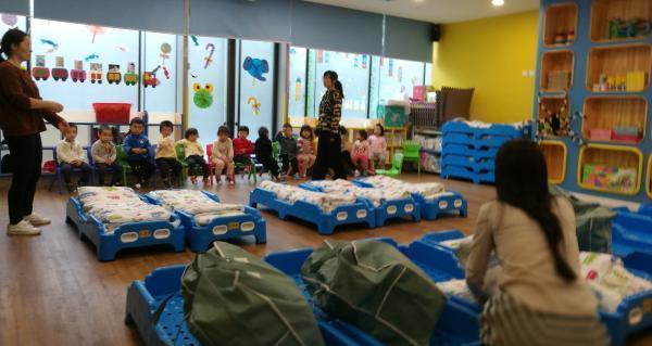 揪耳朵 灌芥末 扇耳光…幼儿园虐童事件几时休？