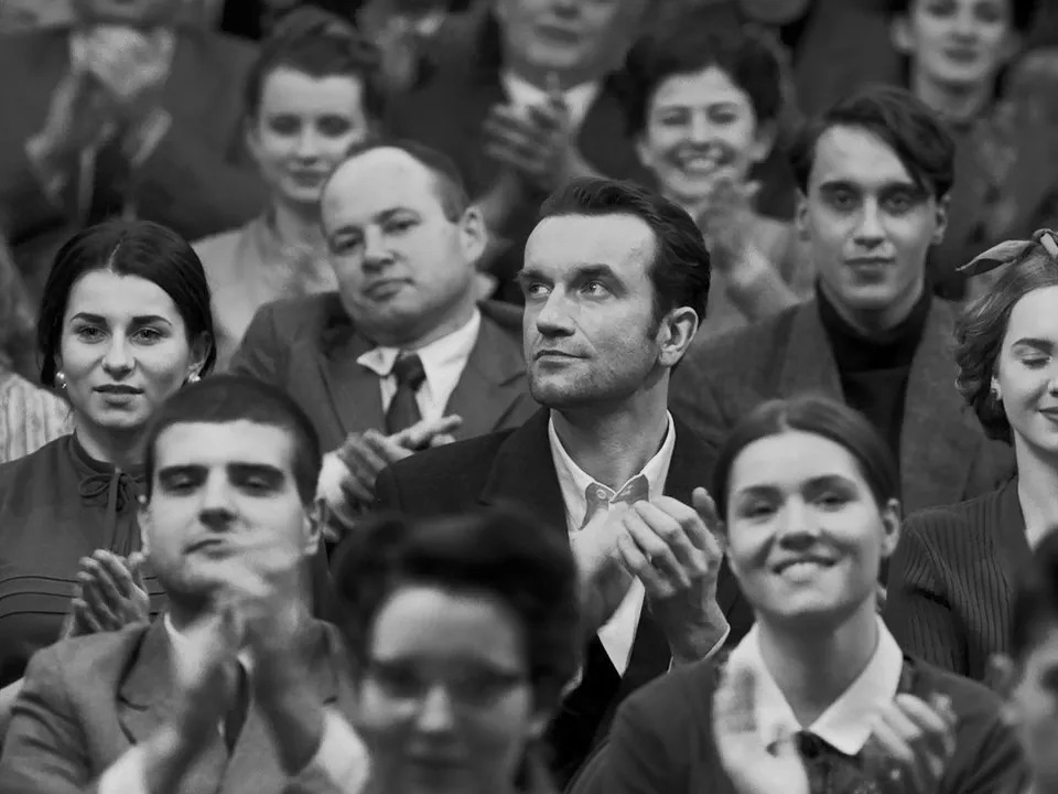 席卷欧洲电影奖五项殊荣,亮相戛纳又冲奥斯卡