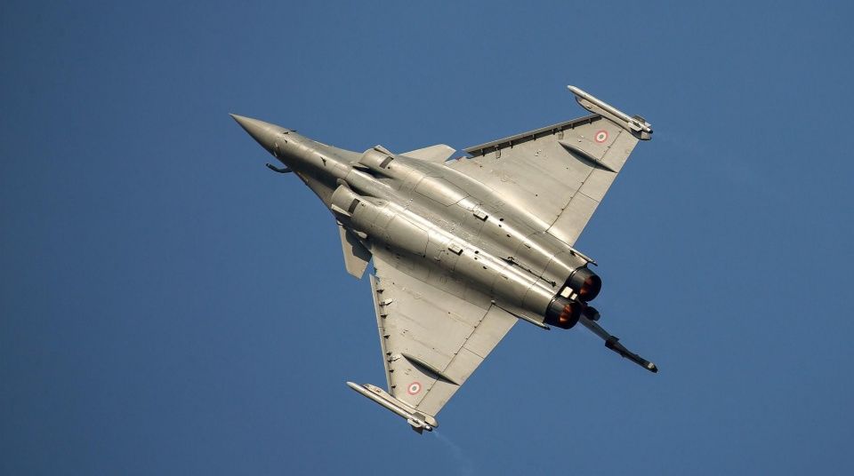 法国最先进的战斗机,能否跟我国的歼20一较高