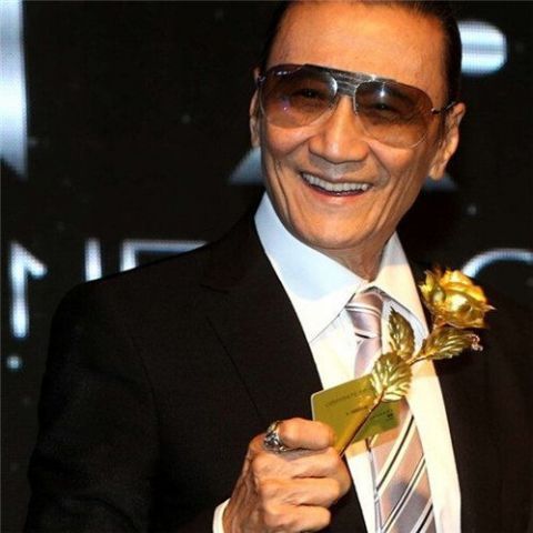 谢贤遗产留给孙子?惨遭谢霆锋打脸:我16岁挣钱