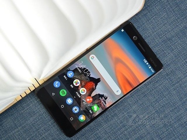 诺基亚7 Plus终于也能更新安卓9.0了!