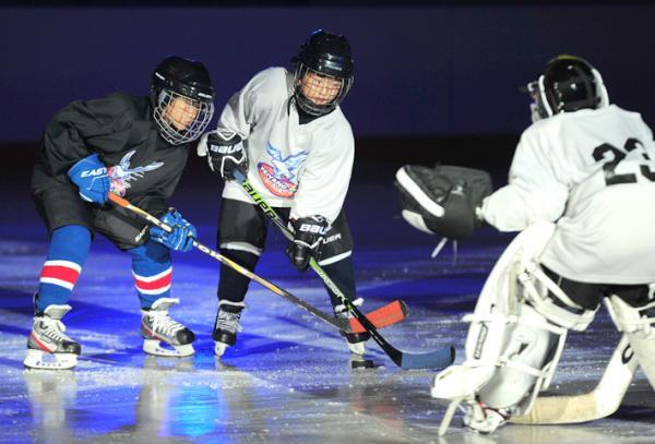 上海已成北冰南展重镇,有孩子靠打冰球上了常