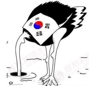 为讨好美国,文在寅又干了两件蠢事,将让韩国陷