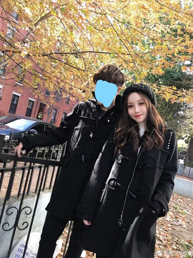 英雄联盟:uu赵梦玥首次发声!white情人节送玫瑰花秀恩爱!