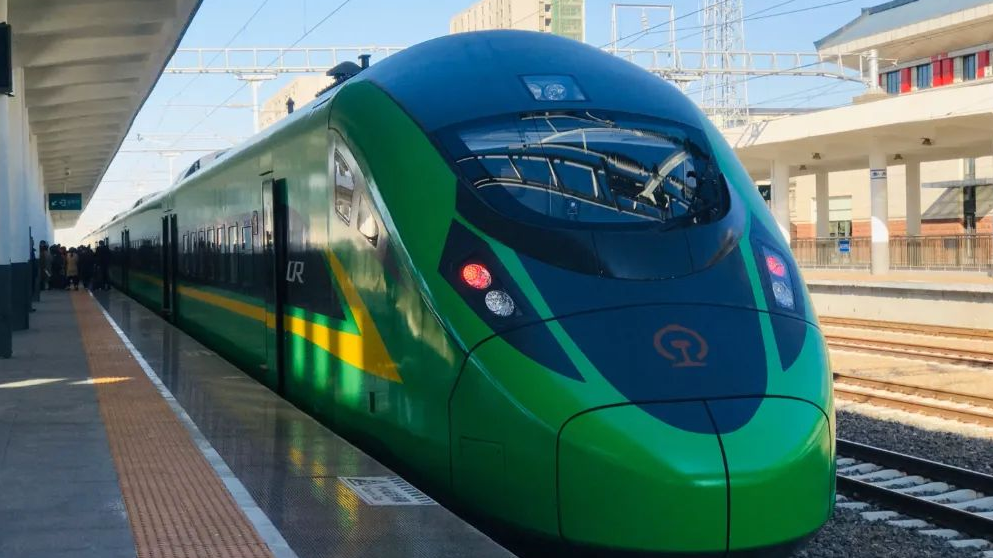 激动人心!7月1日起,赣州首趟始发至北京“绿巨人”动车正式开行 激动人心!7月1日起,赣州首趟始发至北京“绿巨人”动车正式开行