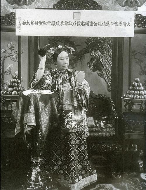 李莲英长得那么丑,为什么慈禧还那么喜欢他?