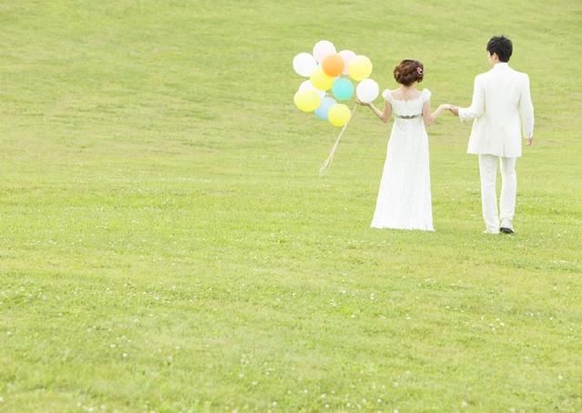 陪你熬夜的人与劝你早睡的人谁更爱你?你觉得