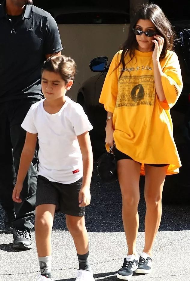 我打死不穿的广场舞大妈打底裤,bella居然穿