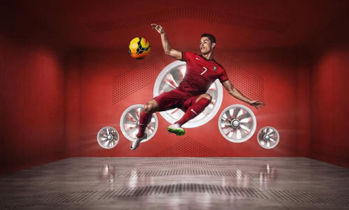 C罗踢出著名的电梯球引发轰动!电梯球是什么