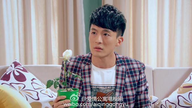 《爱情公寓5》秘密杀青,跑男加盟,两位演员惨