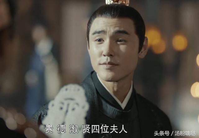 《扶摇》长孙无极与扶摇浴池内交手,扶摇欲吃