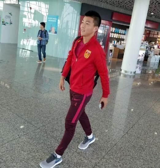 再进球!中国足球16岁妖人破法国球门,他就是中