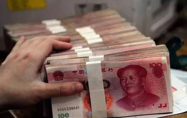 厦门一女子赌博欠债200万!离婚后,前夫被告上