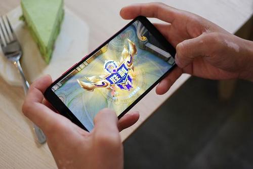 1299元起就可以买到骁龙660处理器的手机,小