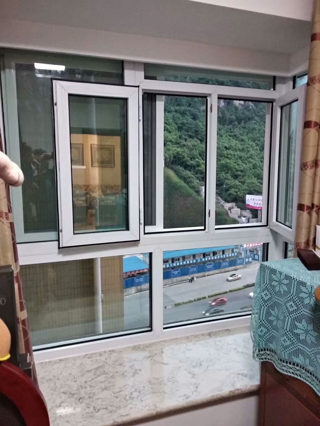 贵阳多家临街住房的业主受噪音困扰,你家在马