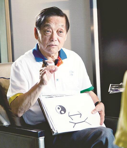 81岁美术界老顽童:荆州关公像就是要做得让小偷都怕