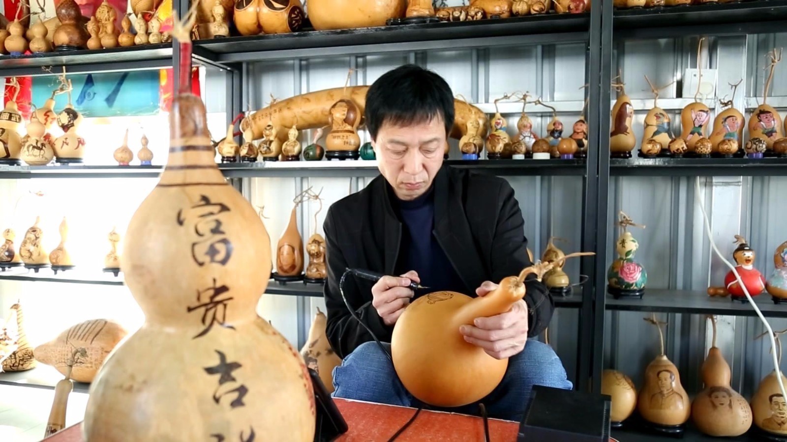 葫芦烙画中的冬奥情结 葫芦烙画中的冬奥情结