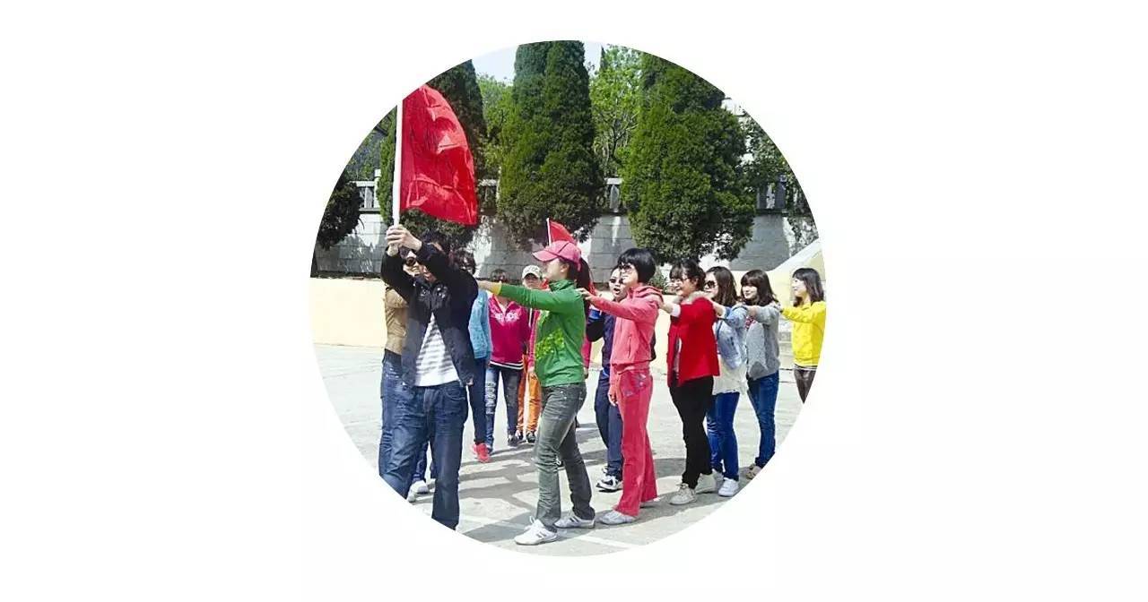 旅行社按照合同约定收取导游小费,是否违法应