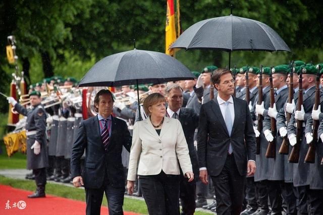 中国和巴基斯坦历史上都经历了什么,关系如此