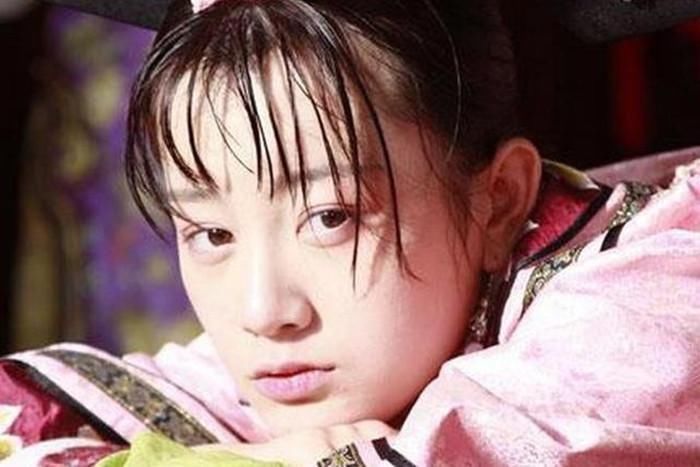 晚清最美妃子,因得罪慈禧,光着身子被杖责,最终