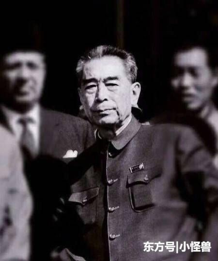 当年开国大典阅兵,飞机不够,周总理说,飞机不够