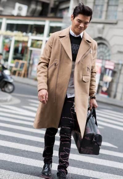 家世显赫为人低调,吴京、李连杰都甘愿为他做