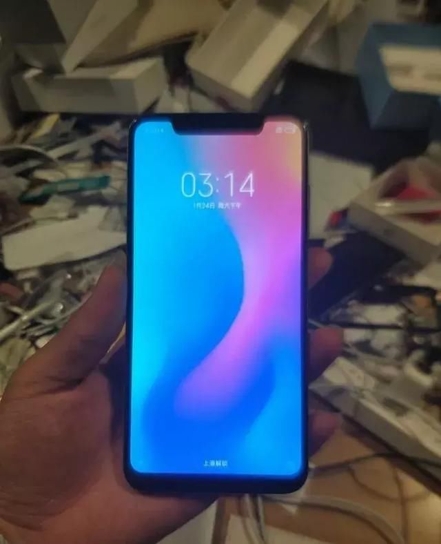 新机小米8正式上架确认,雷军确认会有多款产品